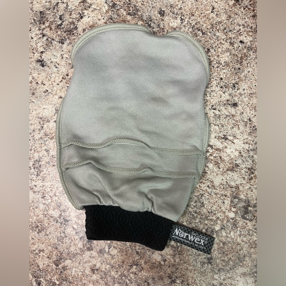 Norwex Car Mitt